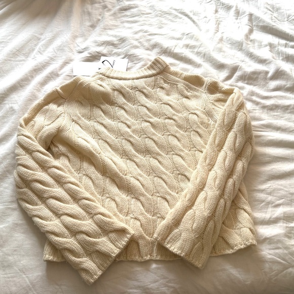 NWT Theory Wool-and-Cashmere Cable Knit Pullover Sweater - Picture 4 of 5